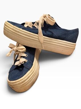 Steve Madden Womens Bobby Dark Blue
Lace-Up Low-Profile Shoes Size: 7